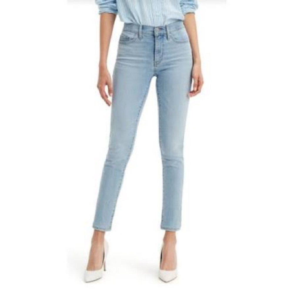 Levi’s Shaping Skinny Jeans